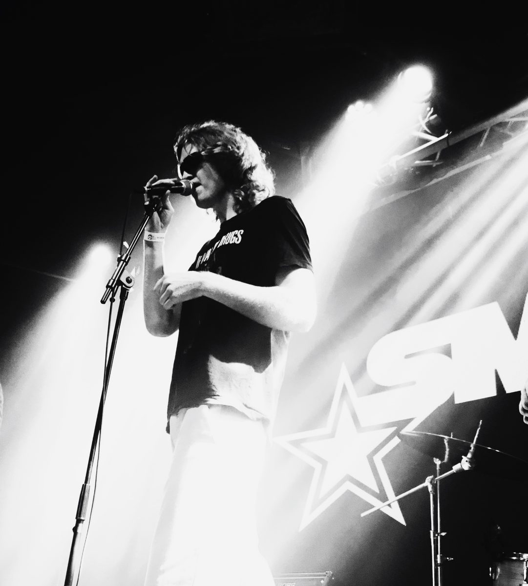 SMO star backdrop live